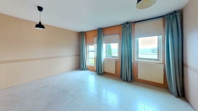 Woning-in-Hillegom-Bedroom 1